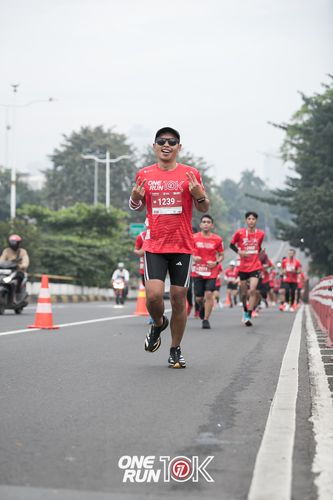 Race photo from ONE RUN 10K 2025