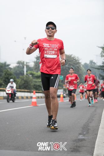 Race photo from ONE RUN 10K 2025