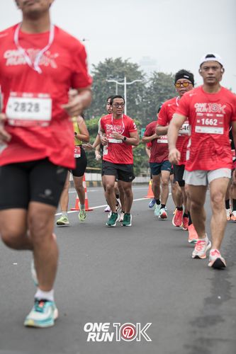 Race photo from ONE RUN 10K 2025