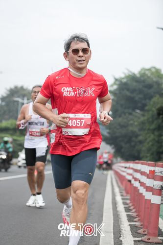 Race photo from ONE RUN 10K 2025