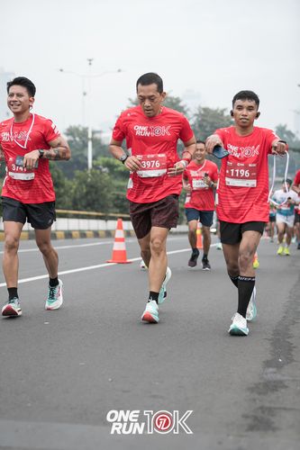 Race photo from ONE RUN 10K 2025