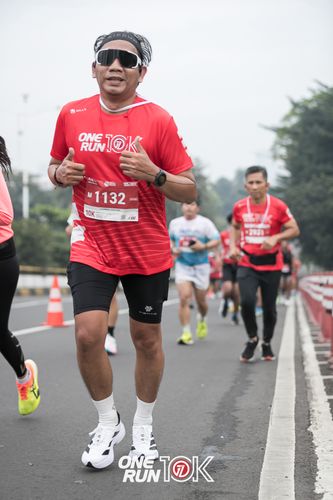 Race photo from ONE RUN 10K 2025