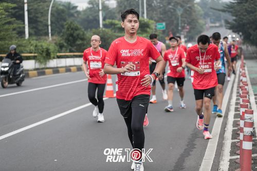 Race photo from ONE RUN 10K 2025