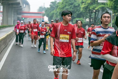 Race photo from ONE RUN 10 K