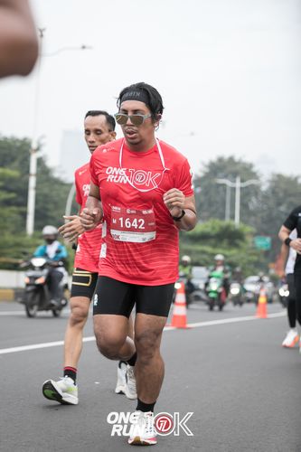 Race photo from ONE RUN 10K 2025