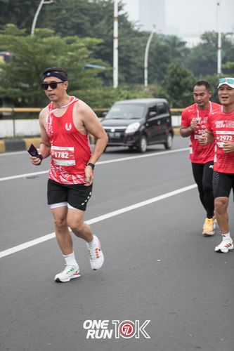 Race photo from ONE RUN 10K 2025