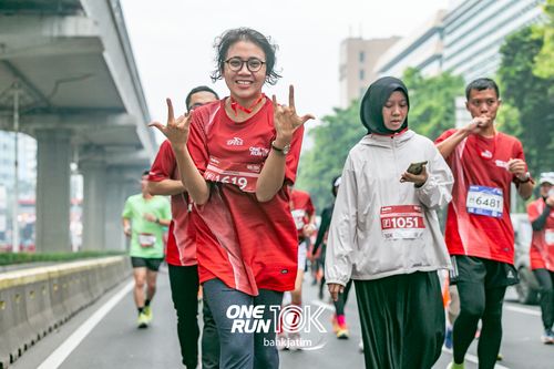 Race photo from ONE RUN 10 K