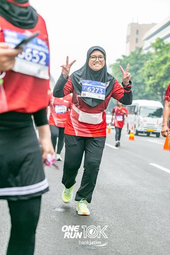 Race photo from ONE RUN 10 K