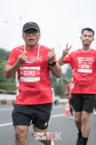 Race photo from ONE RUN 10K 2025