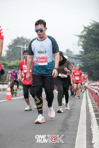 Race photo from ONE RUN 10K 2025