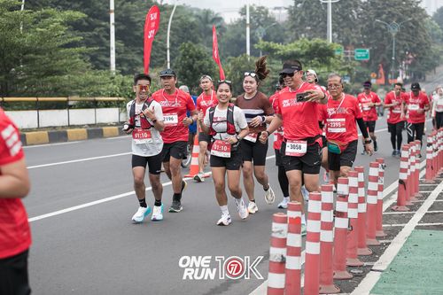 Race photo from ONE RUN 10K 2025
