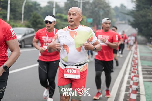 Race photo from ONE RUN 10K 2025
