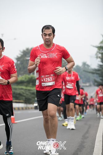 Race photo from ONE RUN 10K 2025