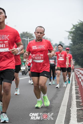 Race photo from ONE RUN 10K 2025