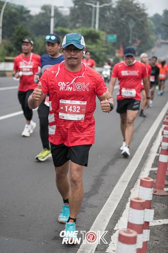 Race photo from ONE RUN 10K 2025