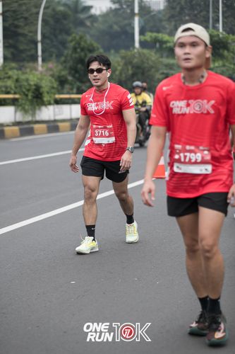 Race photo from ONE RUN 10K 2025