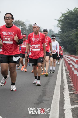 Race photo from ONE RUN 10K 2025
