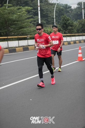 Race photo from ONE RUN 10K 2025
