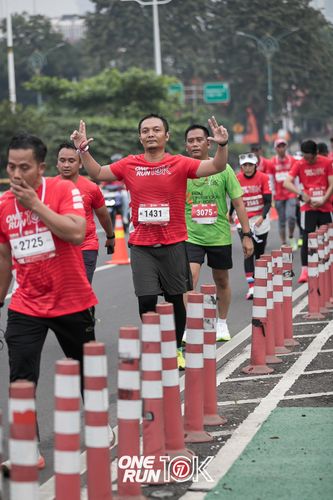 Race photo from ONE RUN 10K 2025
