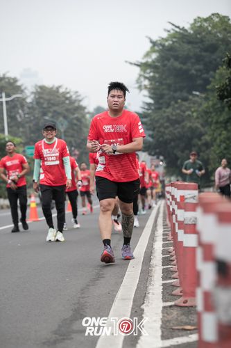 Race photo from ONE RUN 10K 2025