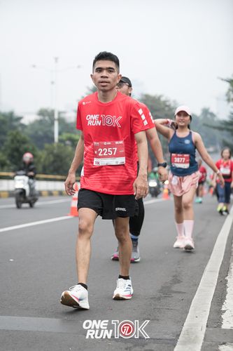 Race photo from ONE RUN 10K 2025
