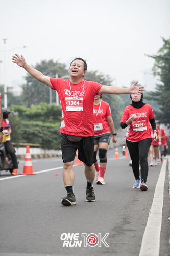 Race photo from ONE RUN 10K 2025