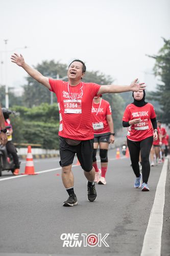 Race photo from ONE RUN 10K 2025