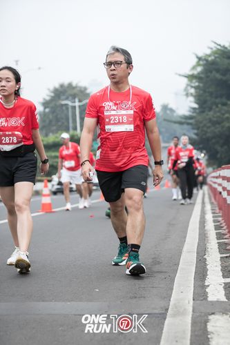 Race photo from ONE RUN 10K 2025