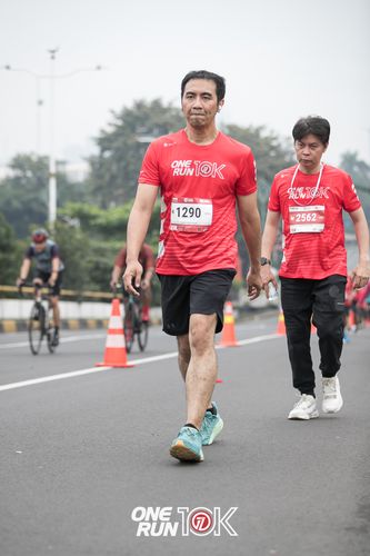 Race photo from ONE RUN 10K 2025