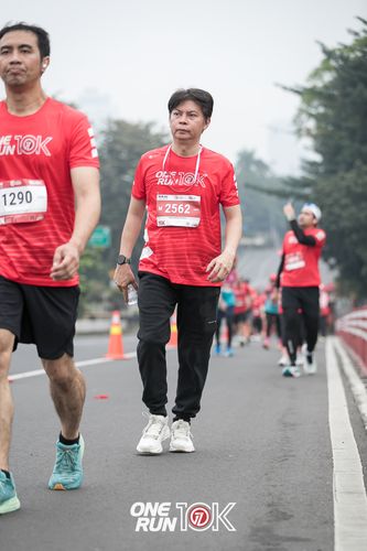 Race photo from ONE RUN 10K 2025