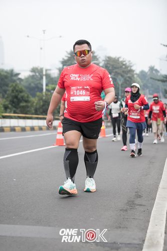 Race photo from ONE RUN 10K 2025