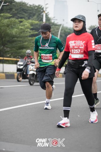 Race photo from ONE RUN 10K 2025