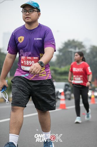 Race photo from ONE RUN 10K 2025