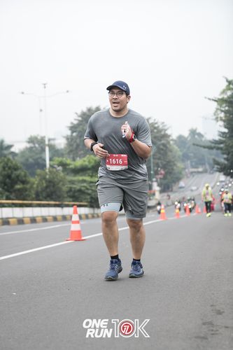 Race photo from ONE RUN 10K 2025