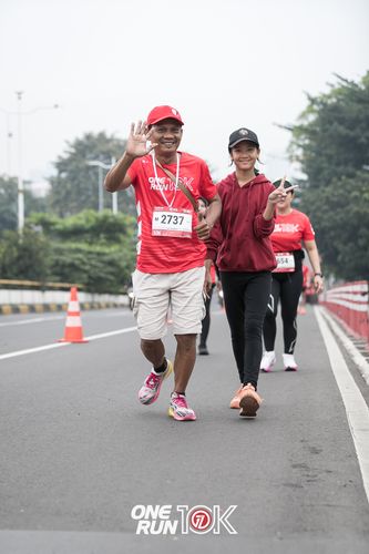 Race photo from ONE RUN 10K 2025