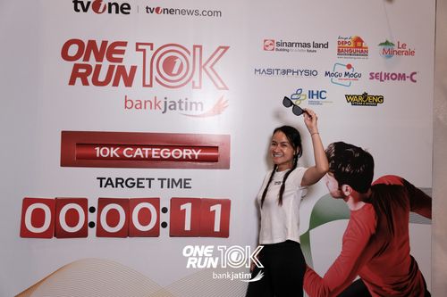 Race photo from ONE RUN 10 K