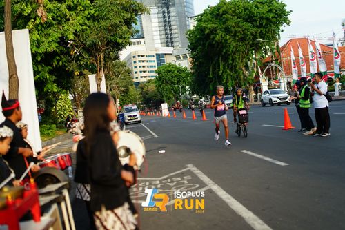 Race photo from Isoplus Run 2024 Surabaya
