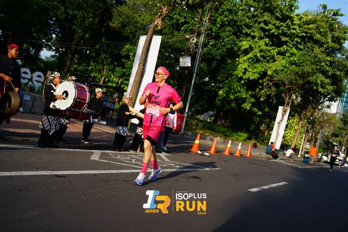 Race photo from Isoplus Run 2024 Surabaya