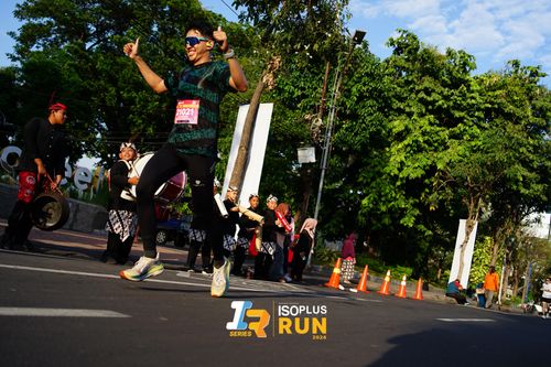 Race photo from Isoplus Run 2024 Surabaya
