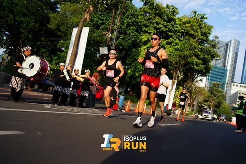 Race photo from Isoplus Run 2024 Surabaya