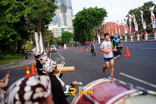Race photo from Isoplus Run 2024 Surabaya