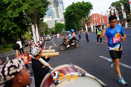Race photo from Isoplus Run 2024 Surabaya