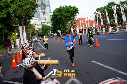 Race photo from Isoplus Run 2024 Surabaya