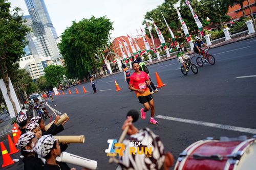 Race photo from Isoplus Run 2024 Surabaya