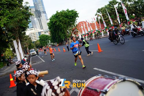 Race photo from Isoplus Run 2024 Surabaya