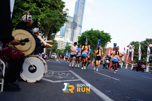 Race photo from Isoplus Run 2024 Surabaya