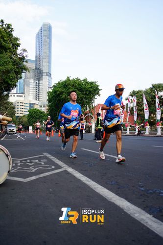 Race photo from Isoplus Run 2024 Surabaya