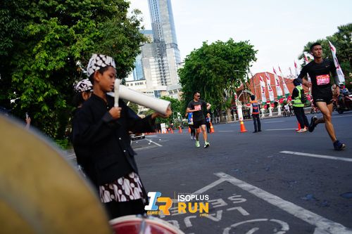 Race photo from Isoplus Run 2024 Surabaya