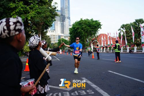 Race photo from Isoplus Run 2024 Surabaya