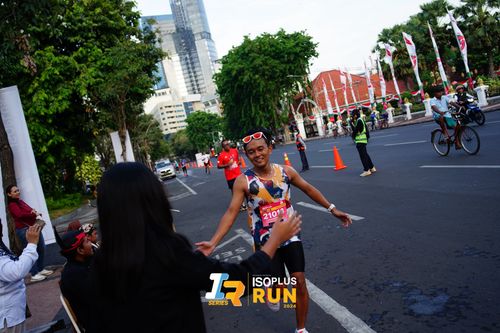 Race photo from Isoplus Run 2024 Surabaya